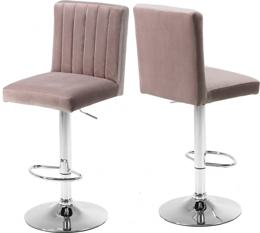 Barra ajustable de terciopelo Joel | Taburete de mostrador rosa