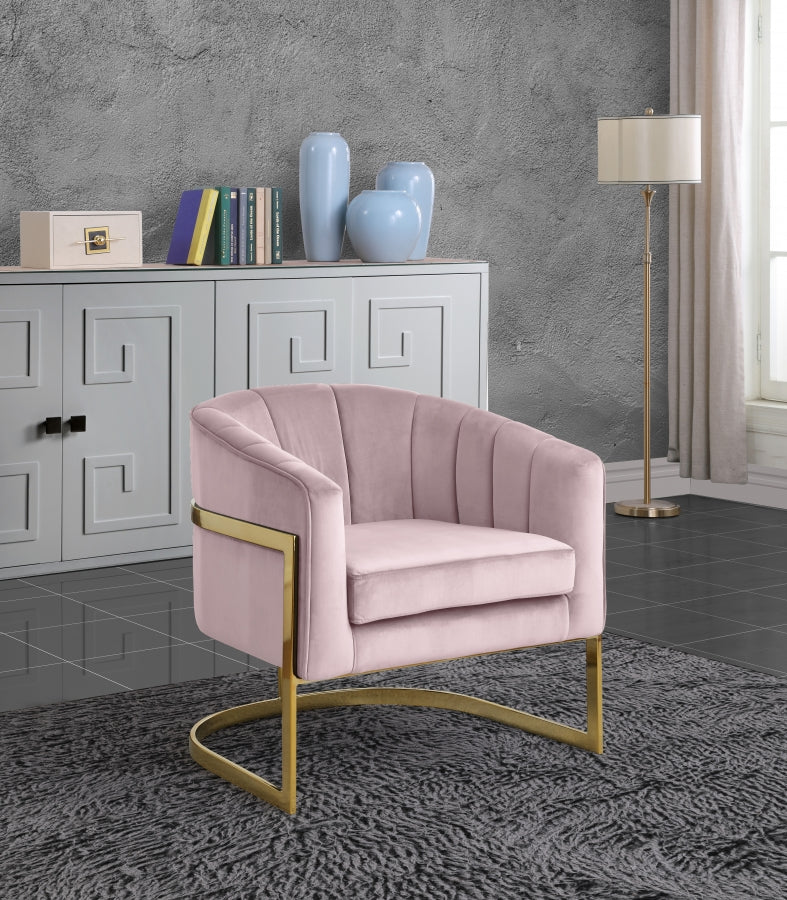 Silla decorativa Carter de terciopelo rosa