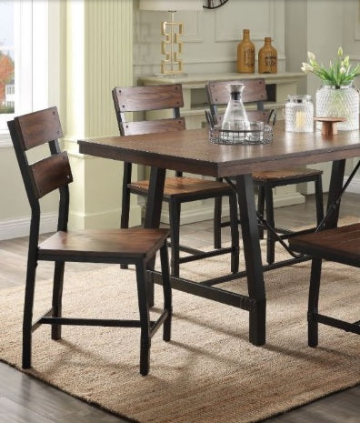 Mesa de comedor Mariatu72455. Próximamente.