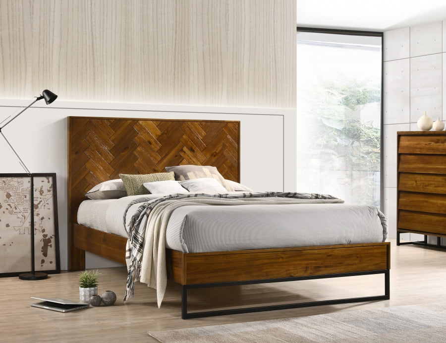 Reed Wood Collection Bedroom Set 5 Piece