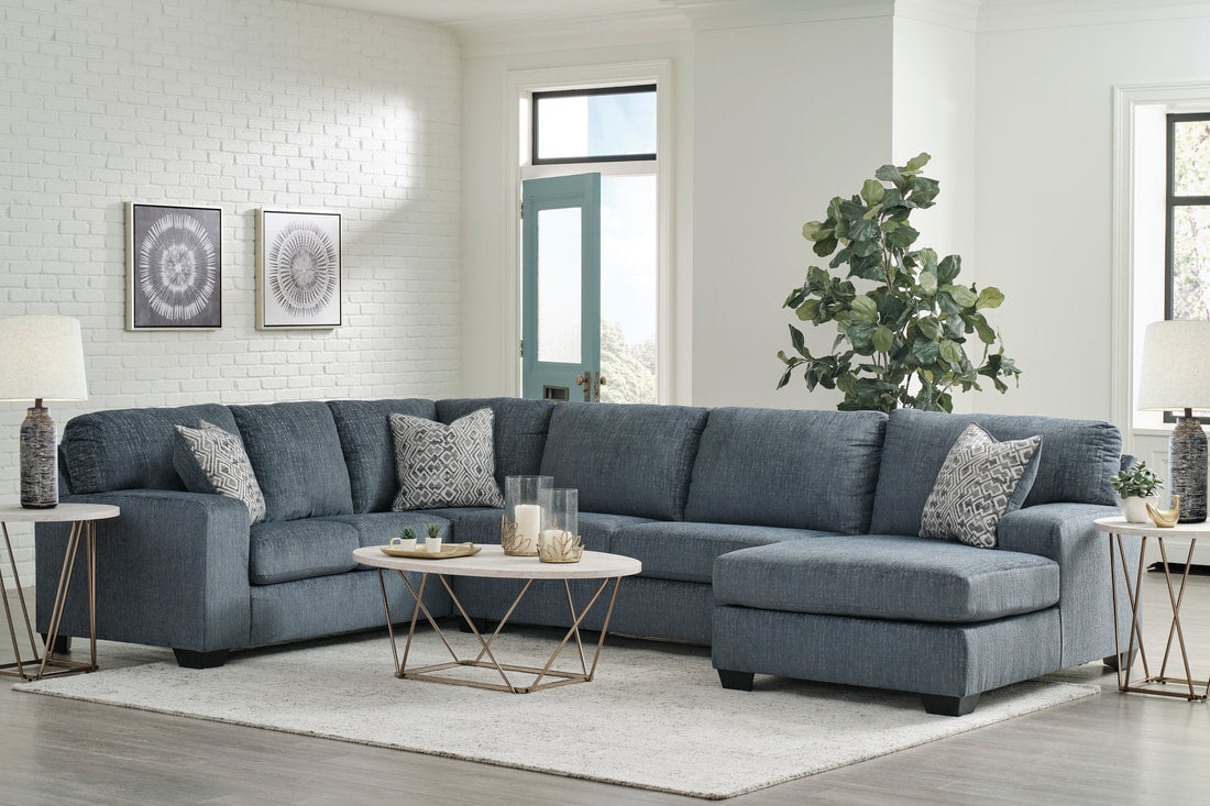 Ballinasloe 3-Piece Sectional with Chaise