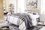 Waylowe Queen Platform Bed image
