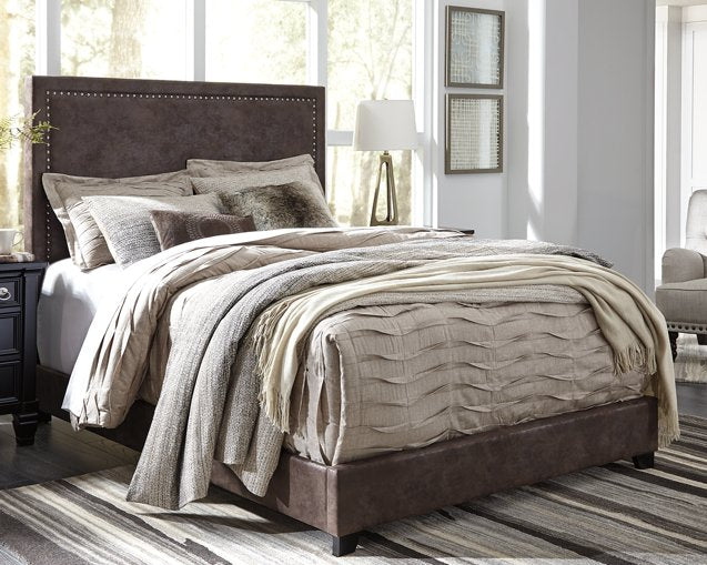 Cama tapizada Dolante Queen 