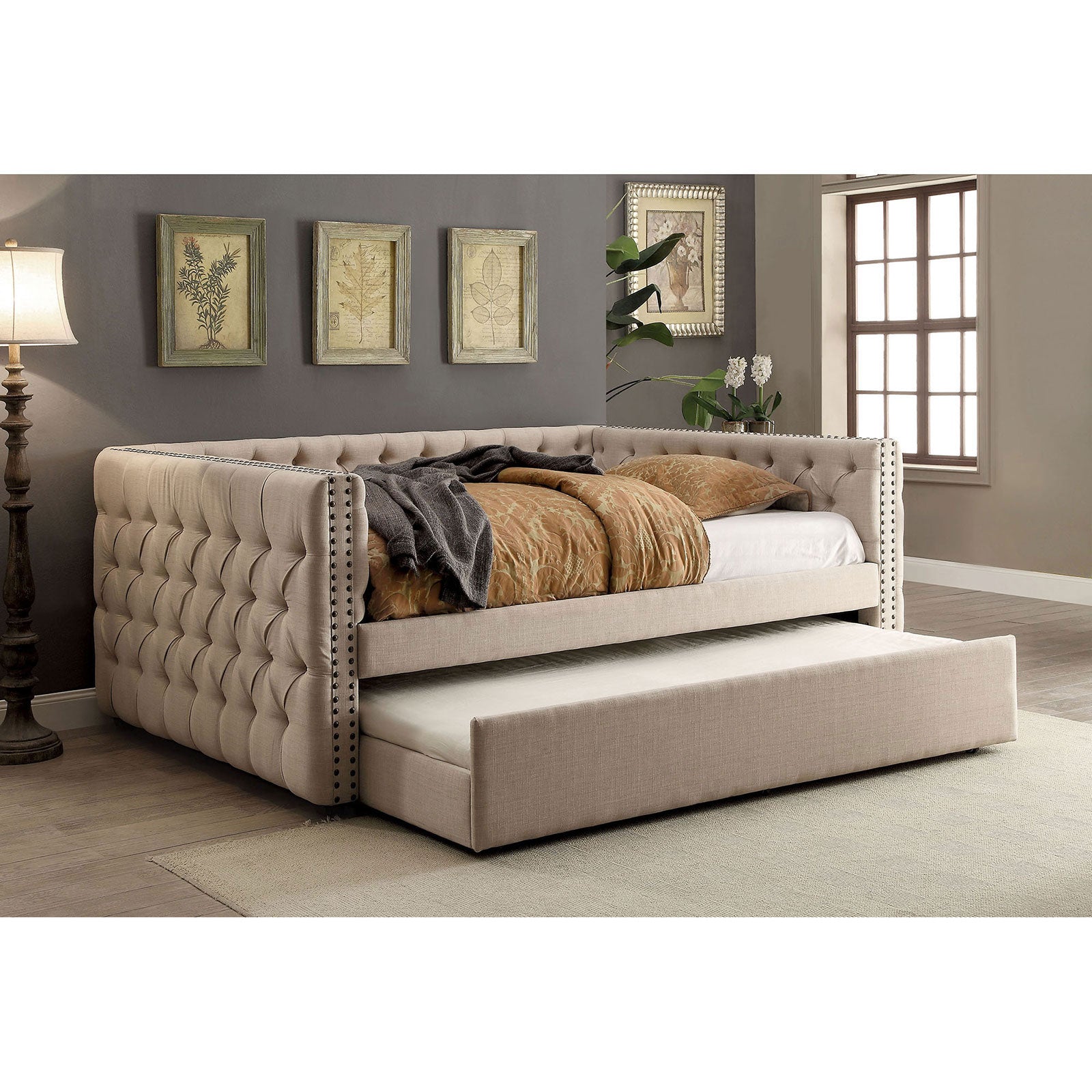 SUZANNE Ivory Full Daybed image