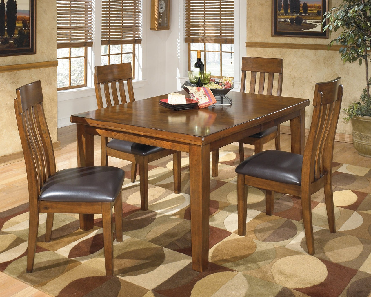 Ralene 5-Piece Dining Room Set image