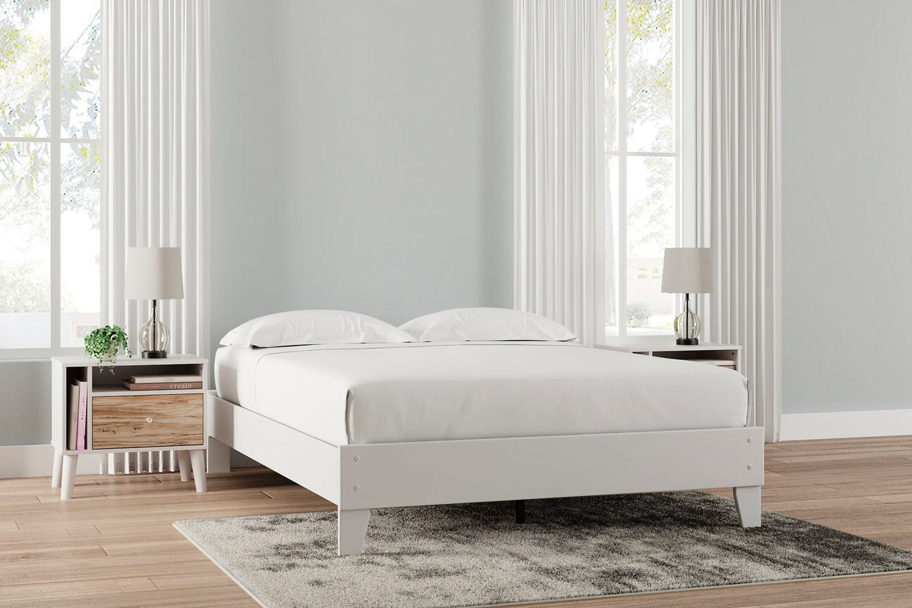 Cama Queen con plataforma Piperton 