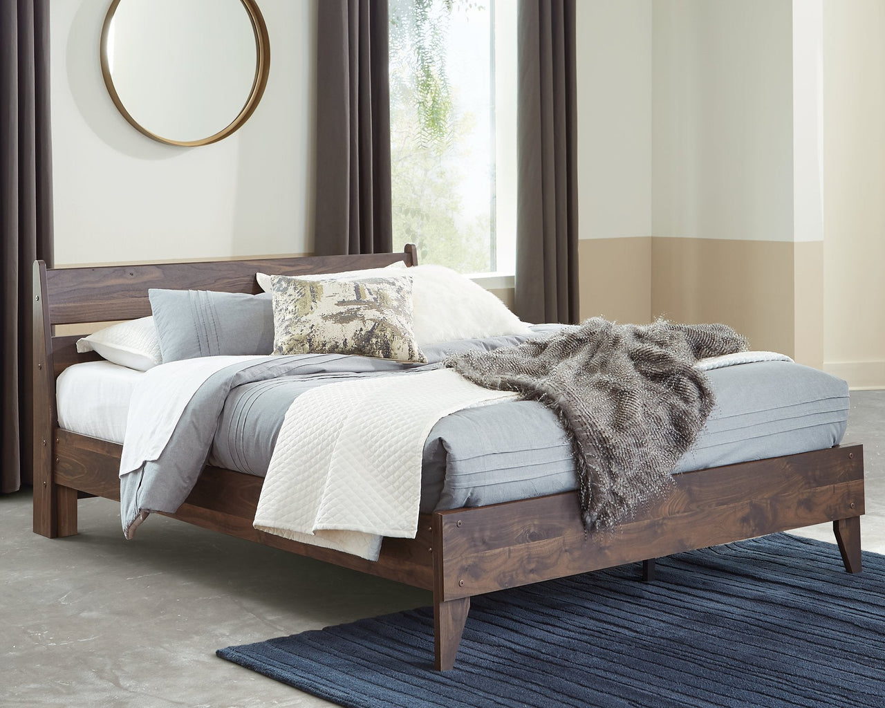 Calverson Queen Panel Platform Bed image