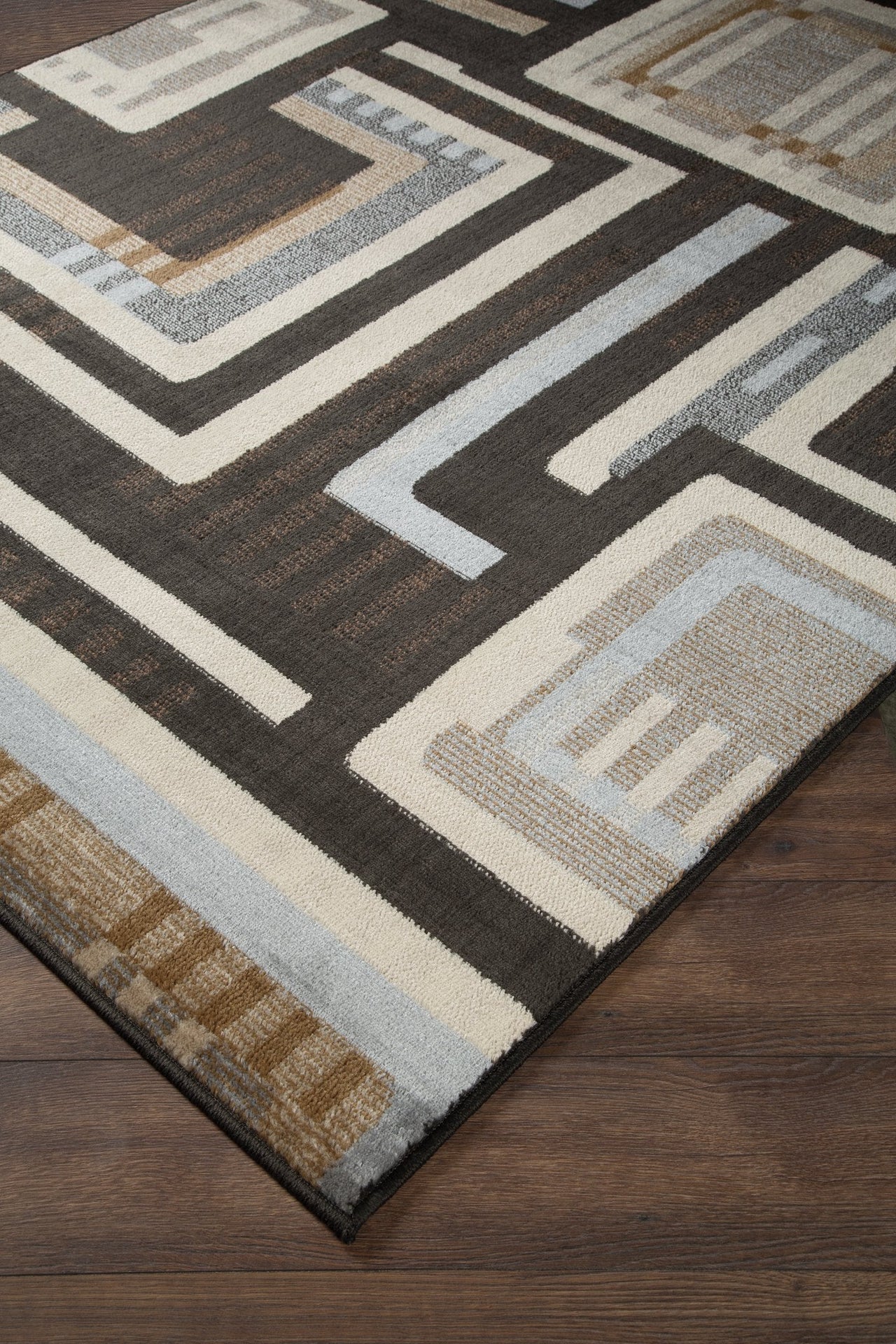 Juhani 7'10" x 9'10" Rug image