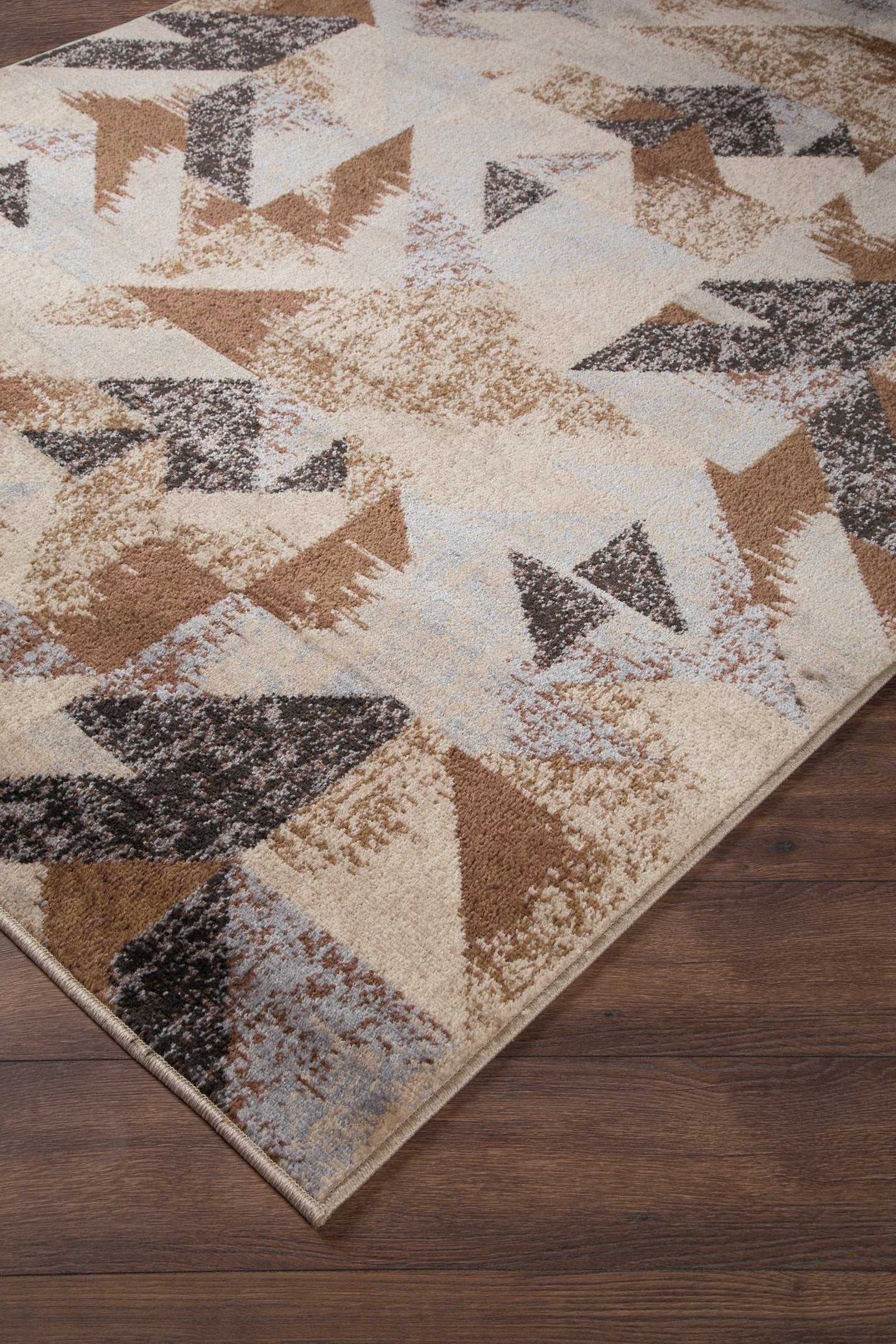 Jun 5' x 6'7" Rug image