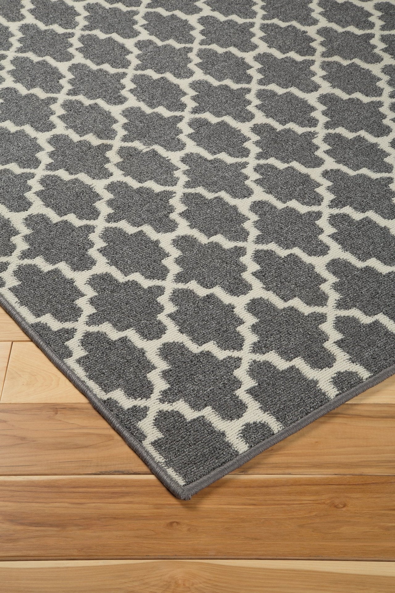 Nathanael 8 x 10 Rug image