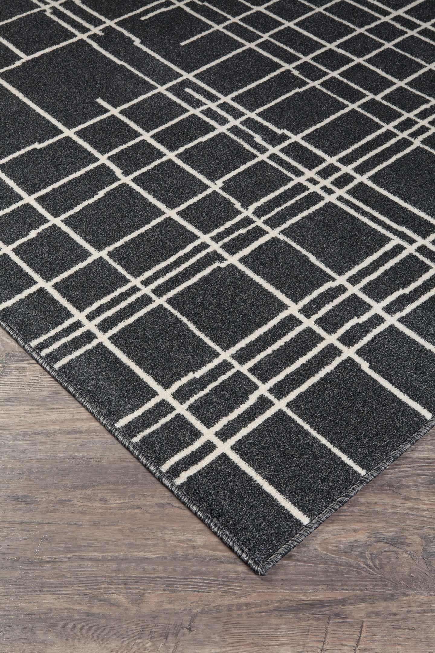 Jai 5' x 7' Rug image