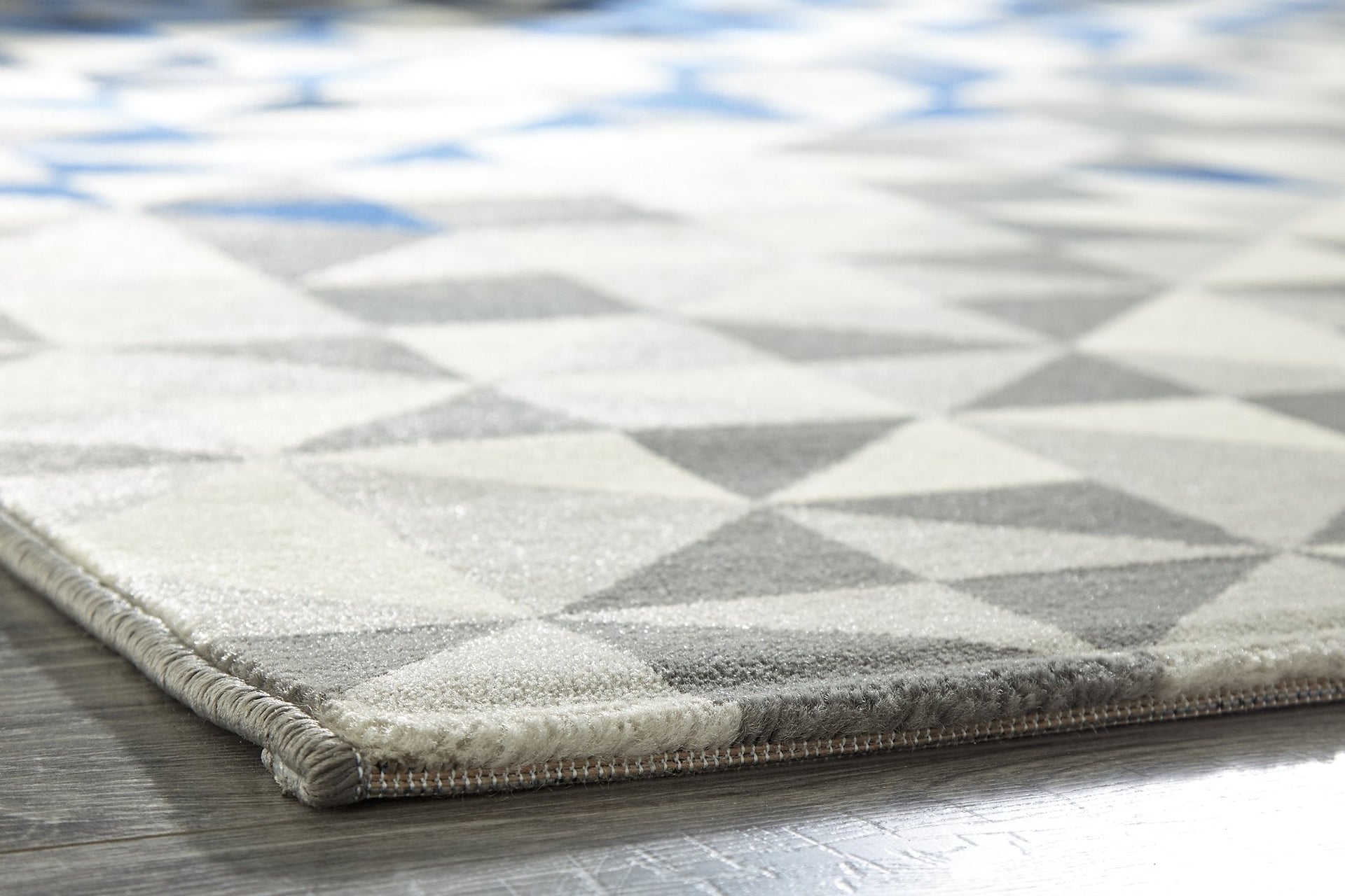 Juancho 8' x 10' Rug image