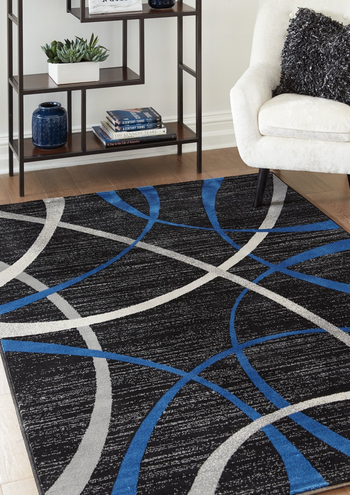Jenue 5' x 7' Rug image